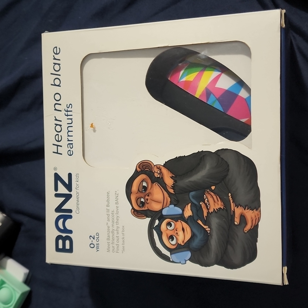Earmuffs,sunglasses for sensitive care